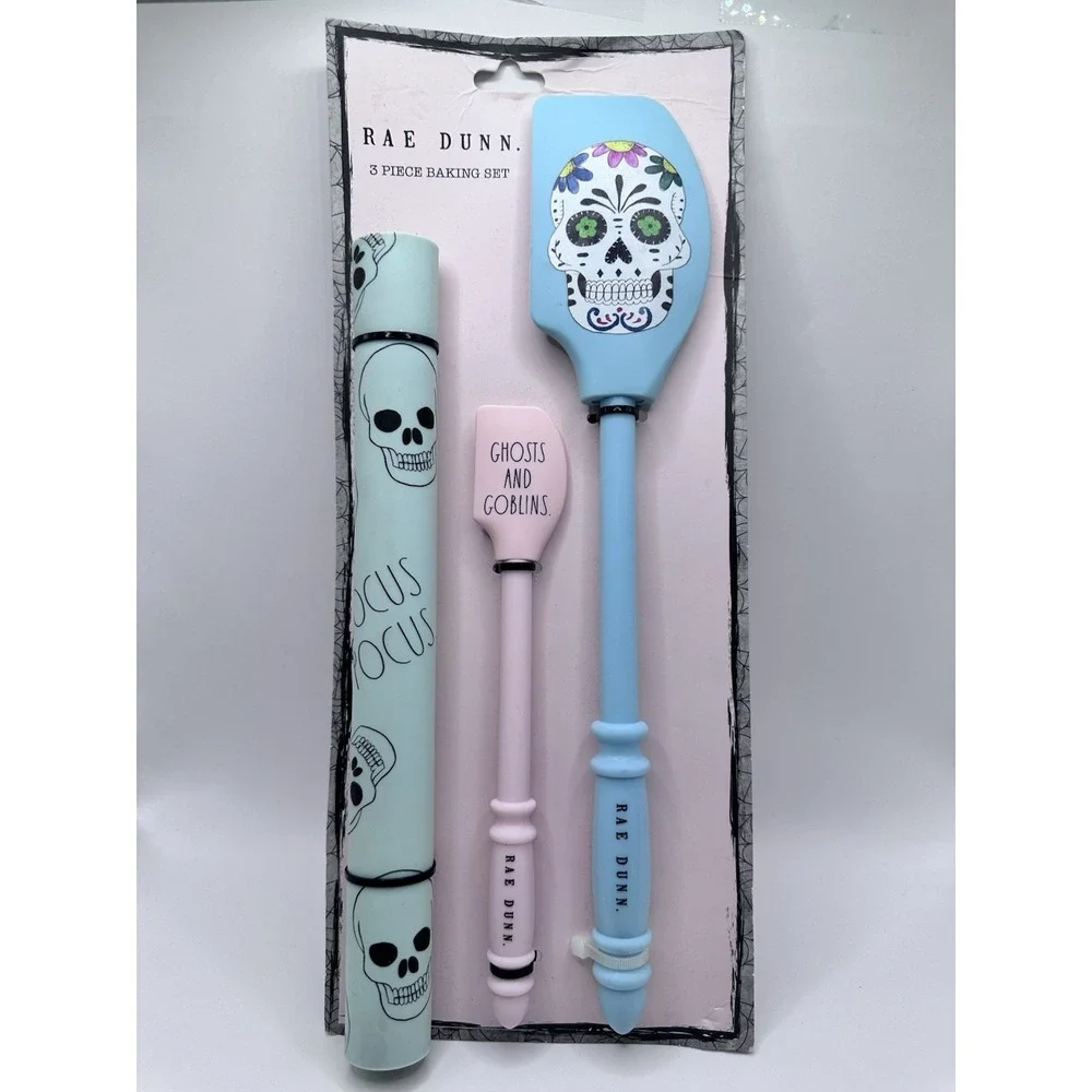 New Rae Dunn Halloween 3 Piece Baking Set - Spatula, Mat
